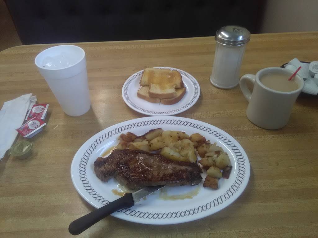 Chucks Grill | restaurant | 8001 Old Statesville Rd, Charlotte, NC 28269, USA | 7045971580 OR +1 704-597-1580