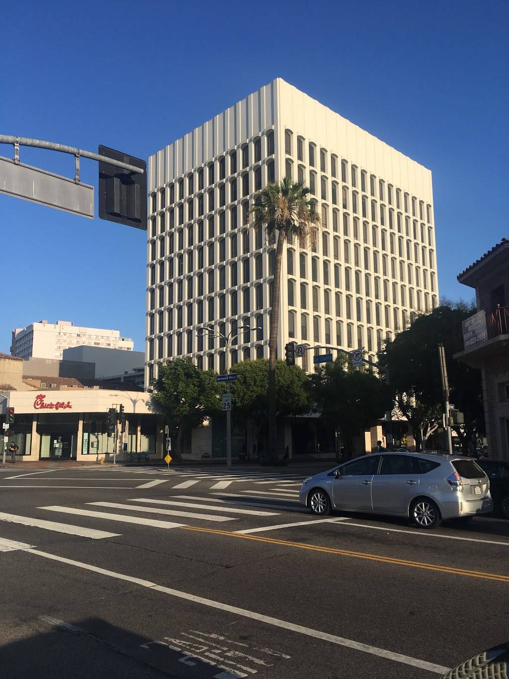 Panda Express | meal takeaway | 308 Westwood Plaza, Los Angeles, CA 90024, USA | 3102069395 OR +1 310-206-9395