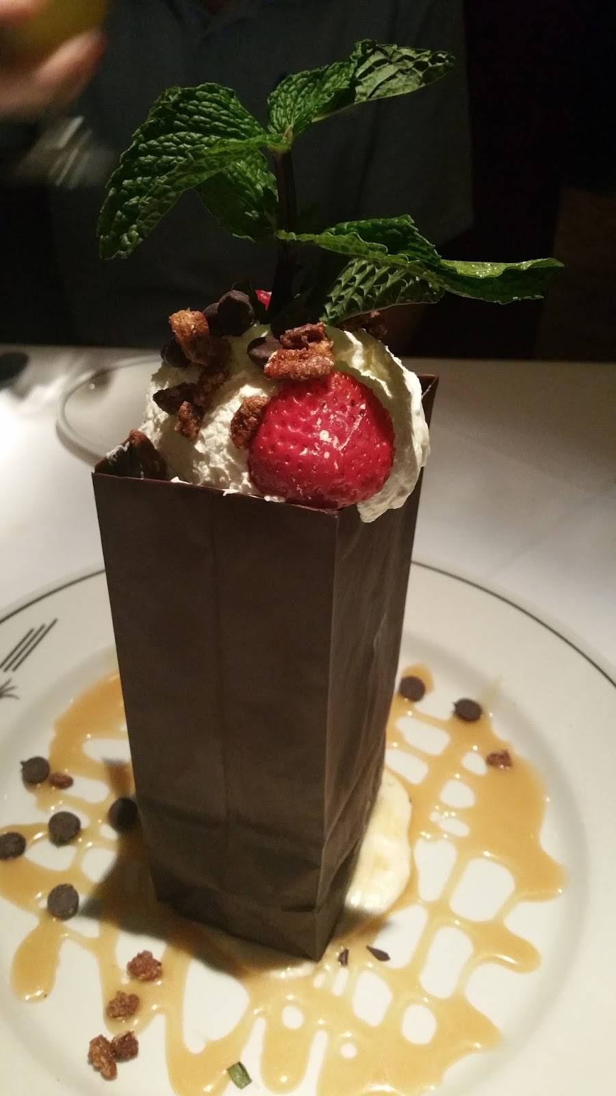 Trulucks | restaurant | 2584A E Sunrise Blvd, Fort Lauderdale, FL 33304, USA | 9543965656 OR +1 954-396-5656