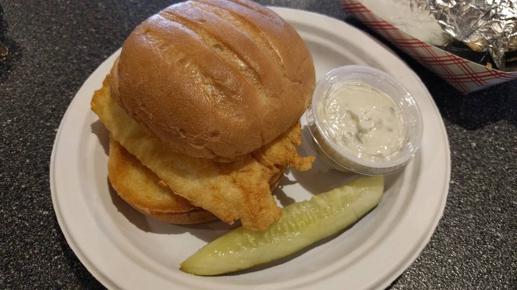 Scales Seafood & Ice Cream | restaurant | 45 River St, Millbury, MA 01527, USA | 5088653377 OR +1 508-865-3377