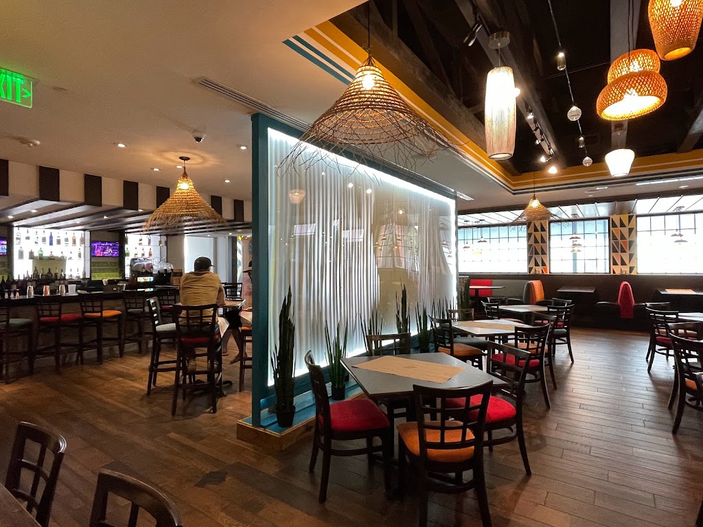 Mozambik | restaurant | 1201 Lake Woodlands Dr Suite 304, The Woodlands, TX 77380, USA | 8556266948 OR +1 855-626-6948