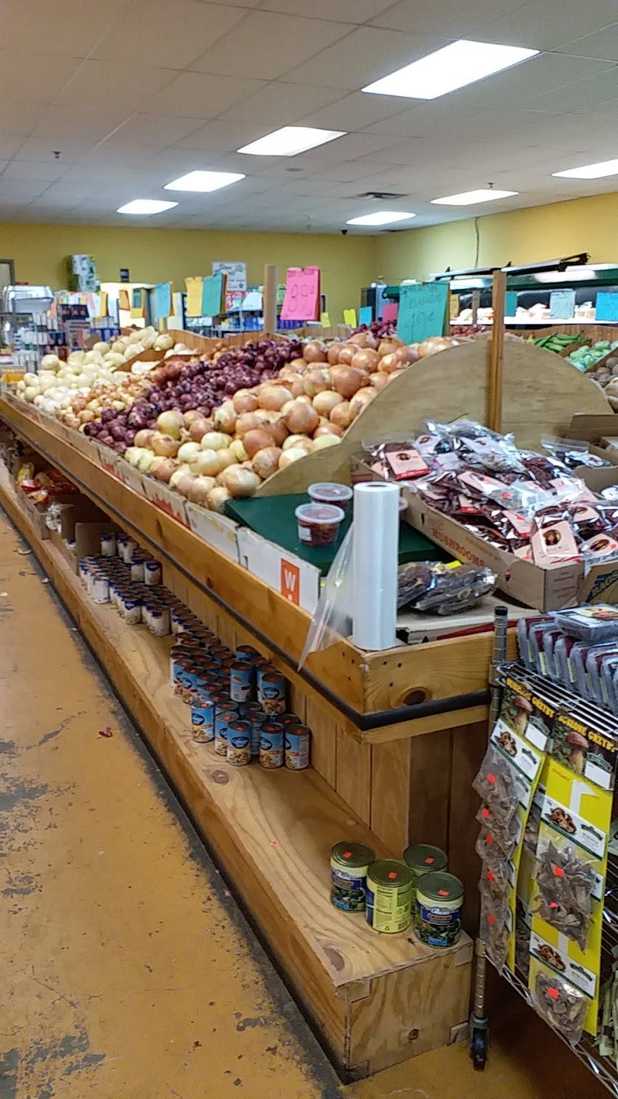 Green Farmers Market | restaurant | 101 Plaza Center, Secaucus, NJ 07094, USA | 2018661200 OR +1 201-866-1200