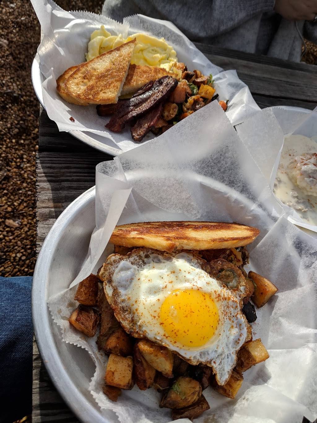 Carolina Watershed | restaurant | 141 E Carolina Ave, Memphis, TN 38126, USA | 9015044749 OR +1 901-504-4749