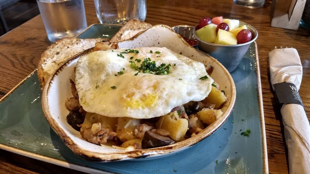 First Watch - Streets of St Charles | restaurant | 1405 Beale St Ste 102, St Charles, MO 63303, USA | 6362388970 OR +1 636-238-8970