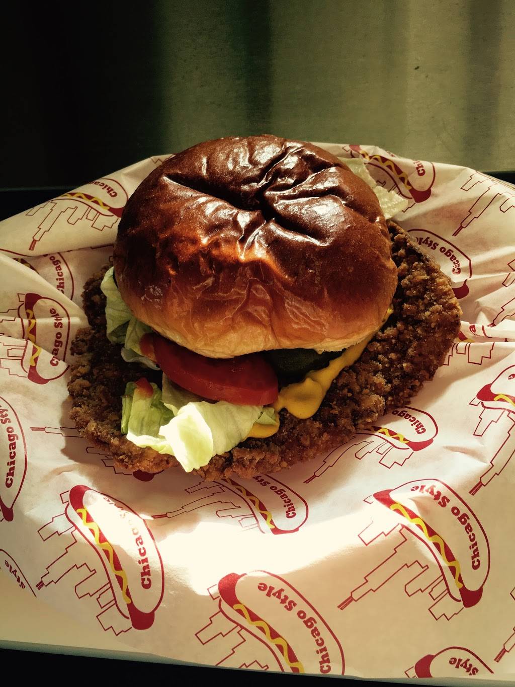 Chicago DogHouse | restaurant | 2215, 1527 N Detroit St, Warsaw, IN 46580, USA | 5742675757 OR +1 574-267-5757