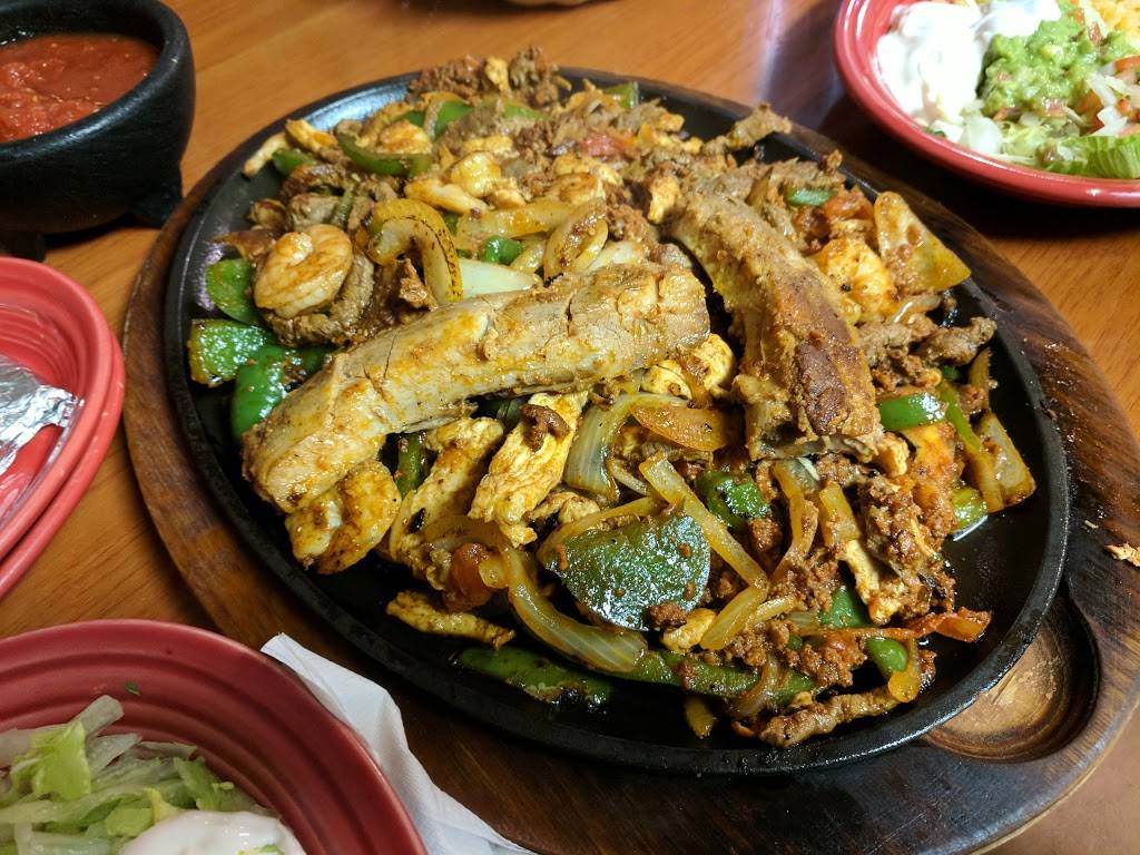 Las Trojas Mexican Restaurant & Grill | restaurant | 1905 N Jackson St # 800, Tullahoma, TN 37388, USA | 9314542262 OR +1 931-454-2262