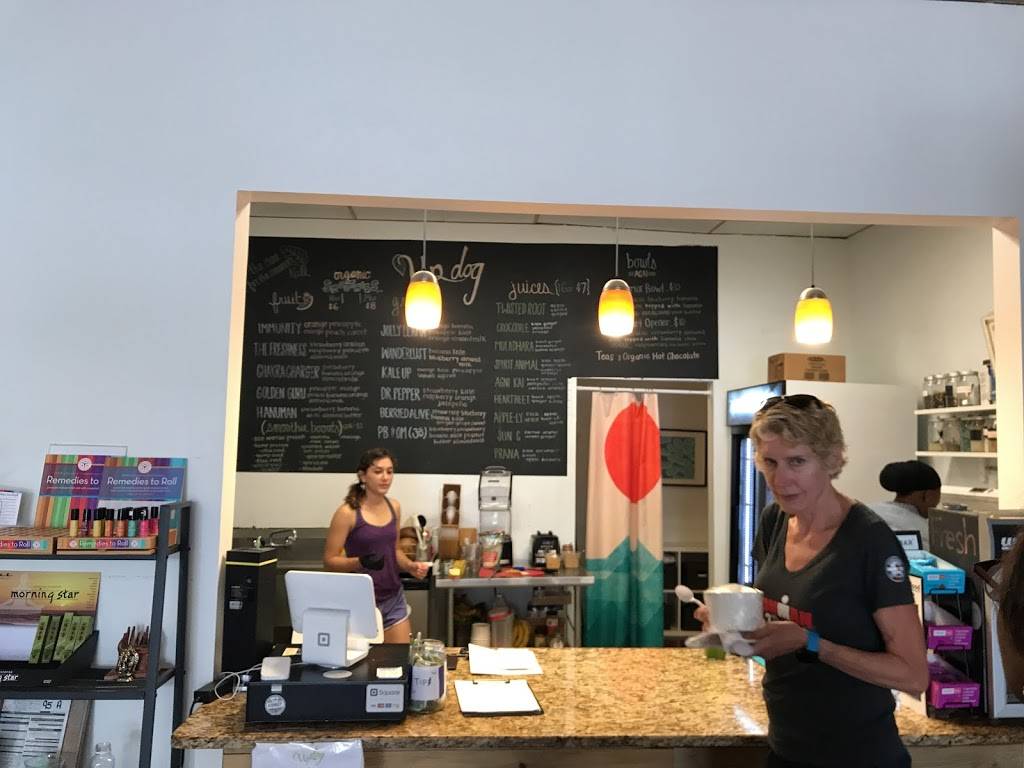 UpDog Smoothies & Juices | cafe | 107 Church St, Marietta, GA 30060, USA | 4049817522 OR +1 404-981-7522