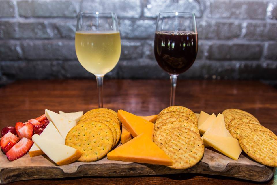 Edison Restaurant, Bar & Banquet Center | night club | 3583 McGregor Blvd, Fort Myers, FL 33901, USA | 2399369348 OR +1 239-936-9348