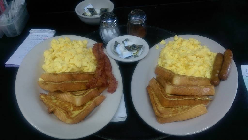 Cals Place | restaurant | 11007 SE 66th Terrace, Belleview, FL 34420, USA | 3523477909 OR +1 352-347-7909