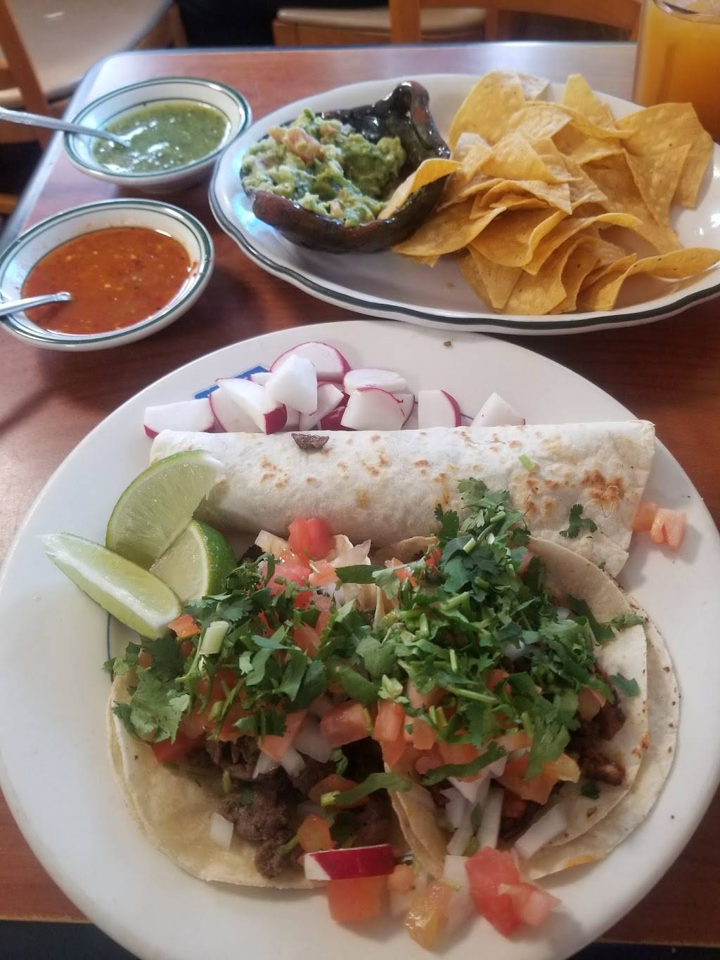 Tacos El Poblano | restaurant | 122 Nepperhan Ave, Yonkers, NY 10701, USA | 9149631111 OR +1 914-963-1111