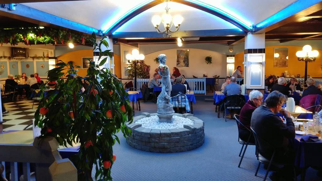 Three Kretans | restaurant | 151 Frederick St, Kitchener, ON N2H 2M2, Canada | 5195769091 OR +1 519-576-9091