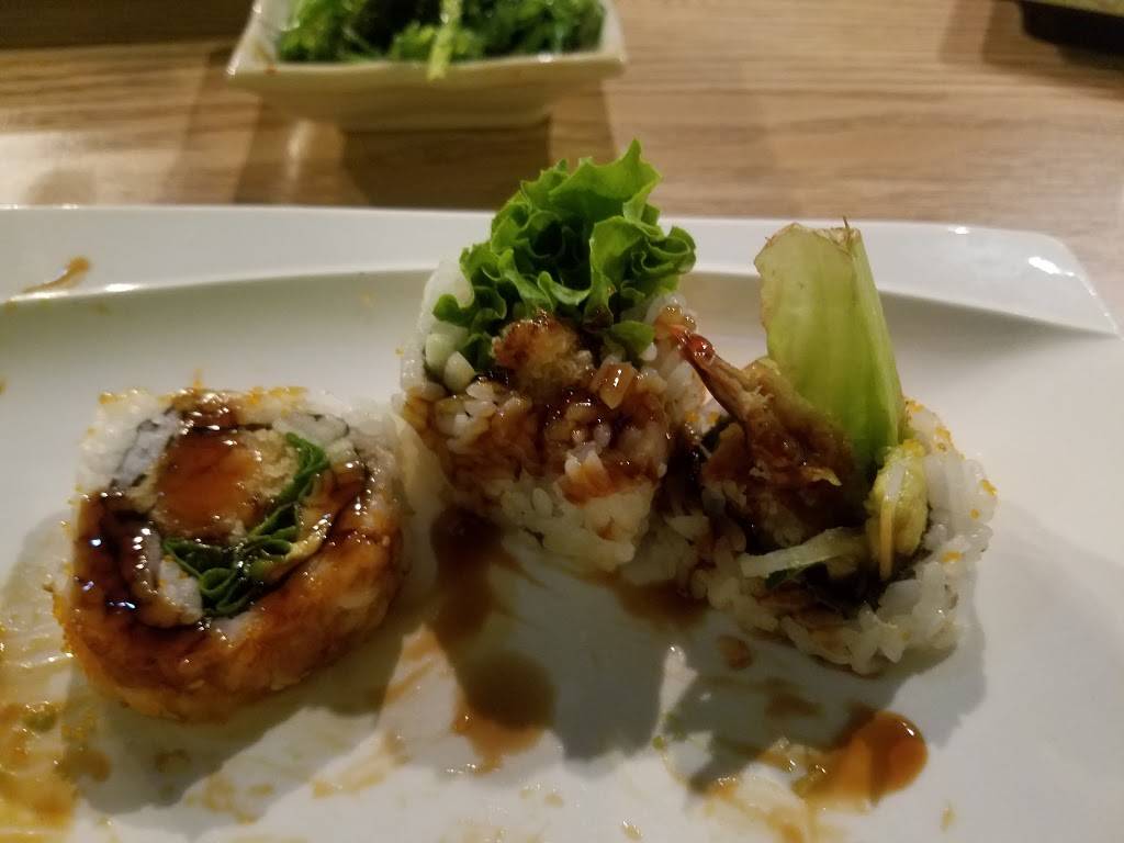 Happy Sushi Japanese Restaurant | restaurant | 130 W Tiverton Way #175, Lexington, KY 40503, USA | 8592317788 OR +1 859-231-7788