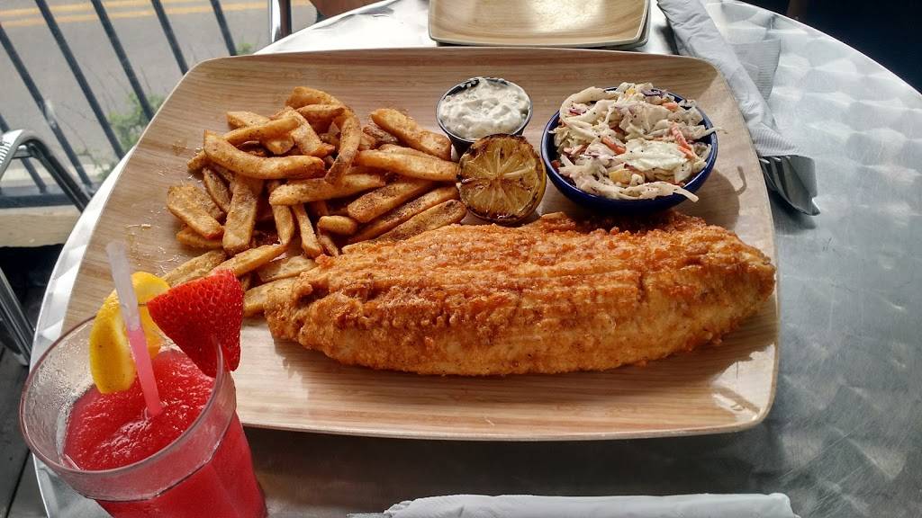 Blu Moon | restaurant | 125 S James St, Ludington, MI 49431, USA | 2318432001 OR +1 231-843-2001