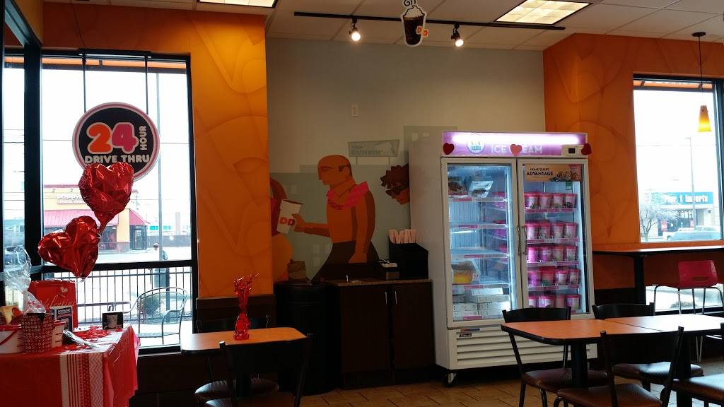 Dunkin | bakery | 6008 N Illinois St, Fairview Heights, IL 62208, USA | 6186222505 OR +1 618-622-2505