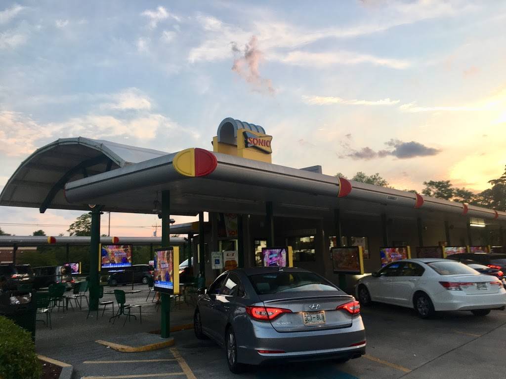 Sonic Drive-In | restaurant | 5921 Ooltewah Ringgold Rd, Ooltewah, TN 37363, USA | 4232385374 OR +1 423-238-5374