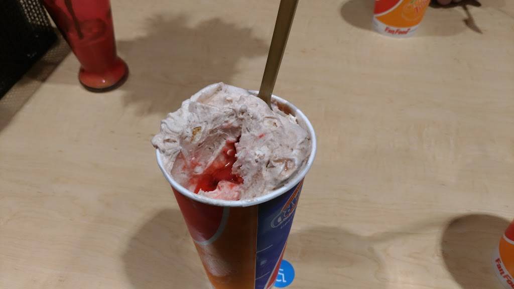 Dairy Queen Grill & Chill | restaurant | 14430 N Pennsylvania Ave, Oklahoma City, OK 73134, USA | 4054184109 OR +1 405-418-4109