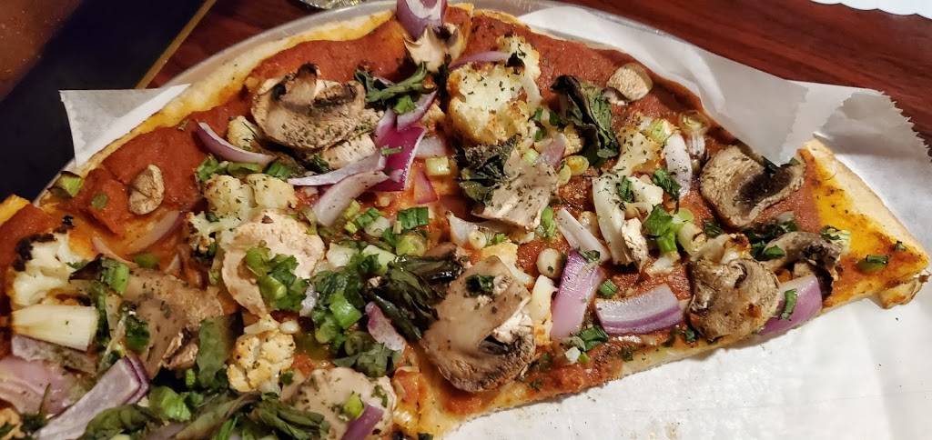 Curry Pizza | restaurant | 1086 S Jordan Pkwy, South Jordan, UT 84095, USA | 8013020777 OR +1 801-302-0777