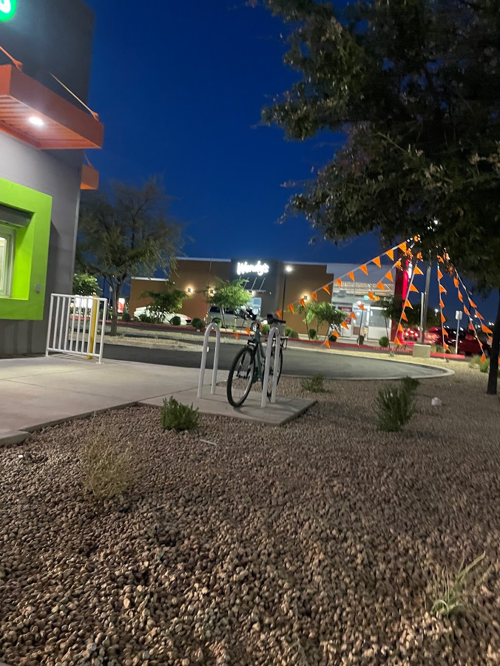 Salad and Go | restaurant | 7560 W Lower Buckeye Rd, Phoenix, AZ 85043, USA | 4809995056 OR +1 480-999-5056