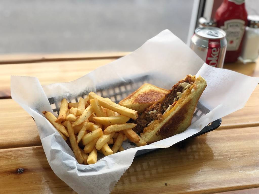 YB Eatery | restaurant | 8 Court St, Freehold, NJ 07728, USA | 7323330492 OR +1 732-333-0492