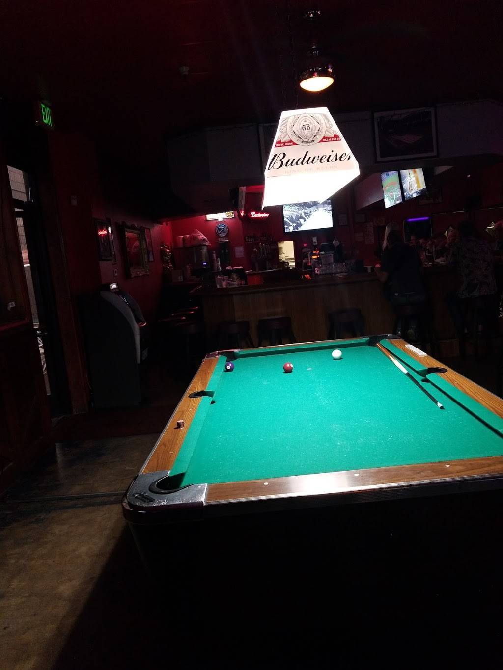 Tailgate Sports Bar & Grill | restaurant | 930 W Broadway Rd, Tempe, AZ 85282, USA | 4808942337 OR +1 480-894-2337