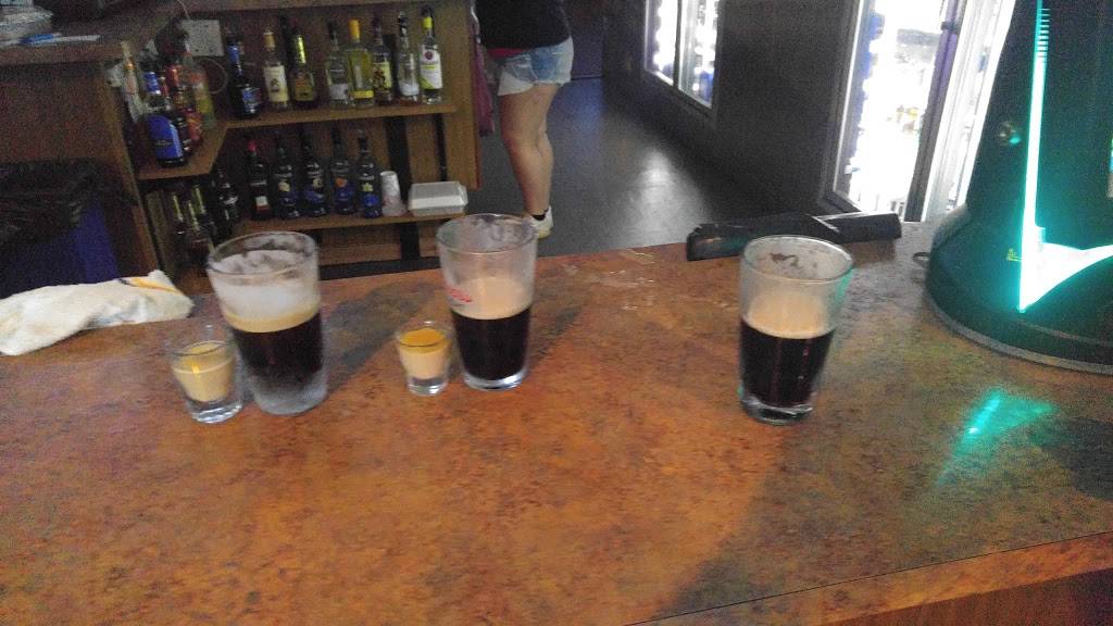 Pasquales SportsBar | restaurant | 9078 Mill Creek Rd, Levittown, PA 19054, USA | 2672026268 OR +1 267-202-6268