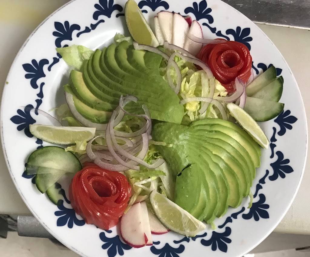 Blanquita | restaurant | 2647 Briggs Ave, Bronx, NY 10458, USA | 7183295851 OR +1 718-329-5851