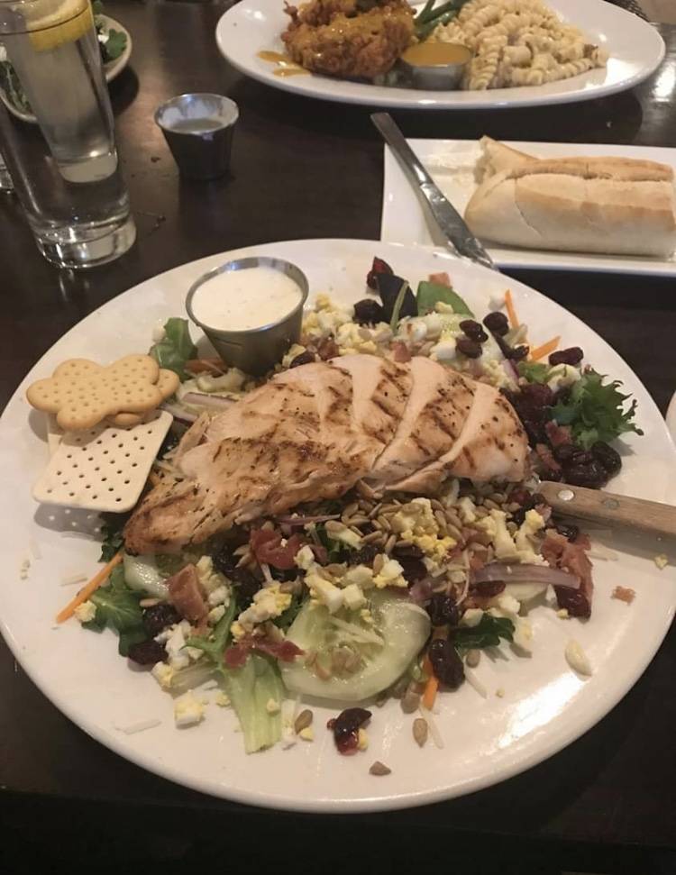 Southern Lights Bistro | restaurant | 2415 Lawndale Dr, Greensboro, NC 27408, USA | 3363799414 OR +1 336-379-9414