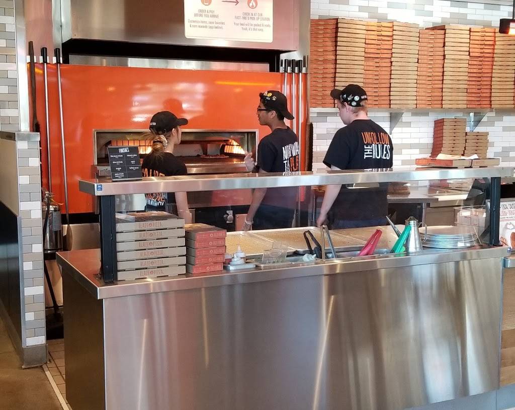 Blaze Pizza | meal takeaway | 8229 Dean Martin Dr Ste 115, Las Vegas, NV 89139, USA | 7027458288 OR +1 702-745-8288
