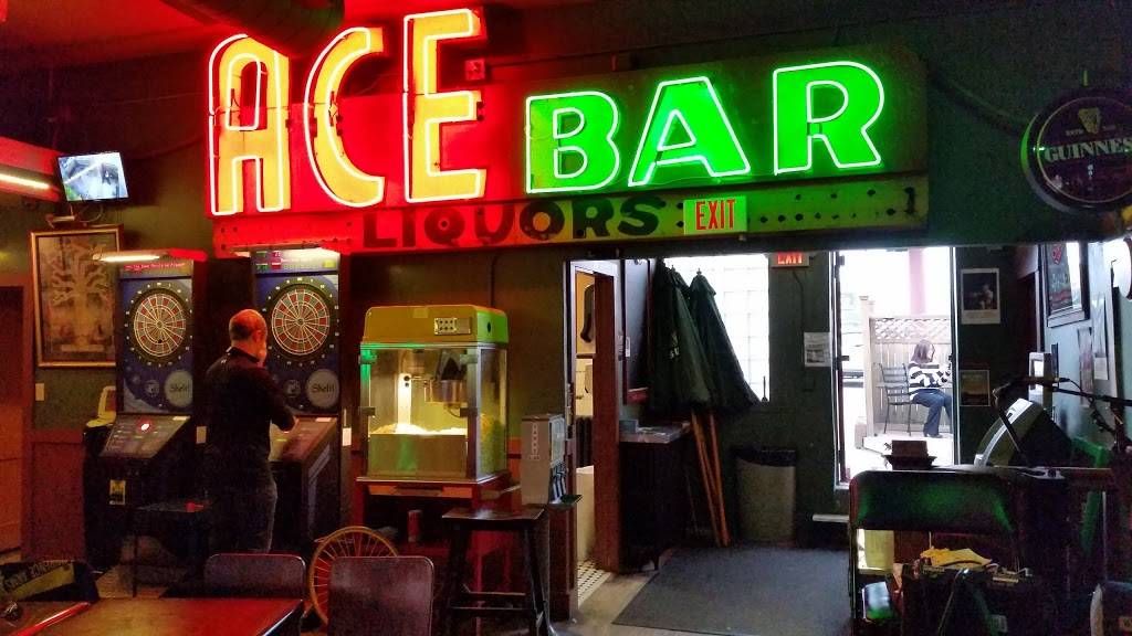 The Dubliner Pub And Café | restaurant | 2162 University Ave W, St Paul, MN 55114, USA | 6516465551 OR +1 651-646-5551