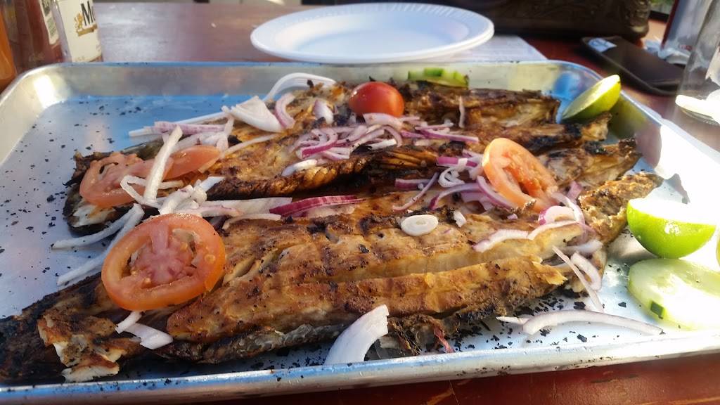 Mariscos Nayarit | restaurant | 2983 E Imperial Hwy, Lynwood, CA 90262, USA | 3107629148 OR +1 310-762-9148