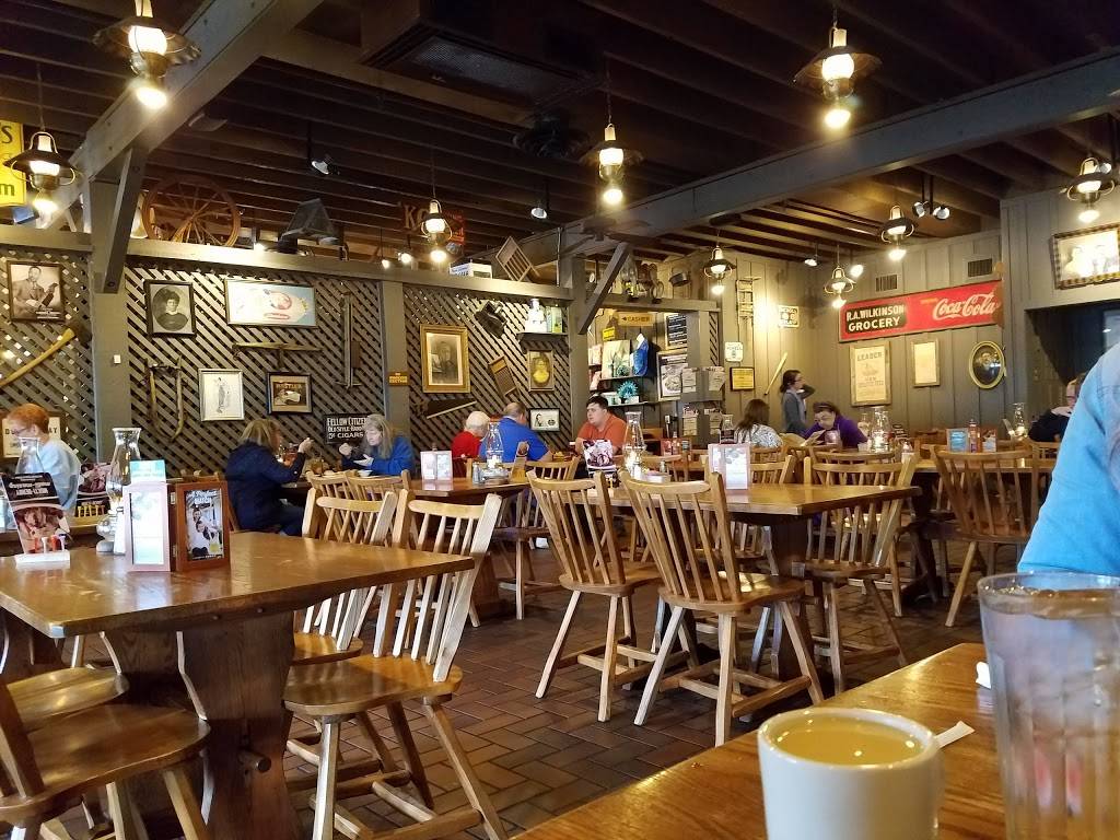 Cracker Barrel Old Country Store | restaurant | 7399 Turfway Rd, Florence, KY 41042, USA | 8592830101 OR +1 859-283-0101