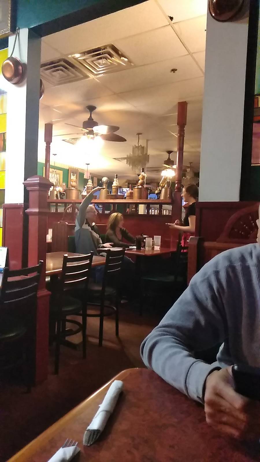 Georges Pizza and Steak | restaurant | 5695 Clark Ln N, Columbia, MO 65202, USA | 5732142080 OR +1 573-214-2080