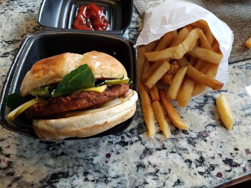 Big Sammys Hot Dogs II | restaurant | 2490 Bushwood Dr # C, Elgin, IL 60124, USA | 8475511830 OR +1 847-551-1830