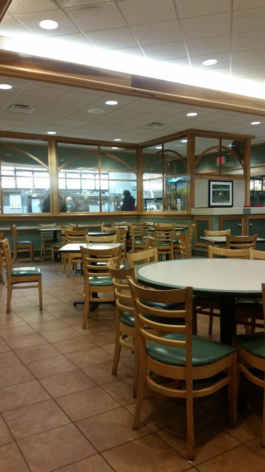 Bojangles Famous Chicken n Biscuits | restaurant | 11 S Laburnum Ave, Richmond, VA 23223, USA | 8042220883 OR +1 804-222-0883