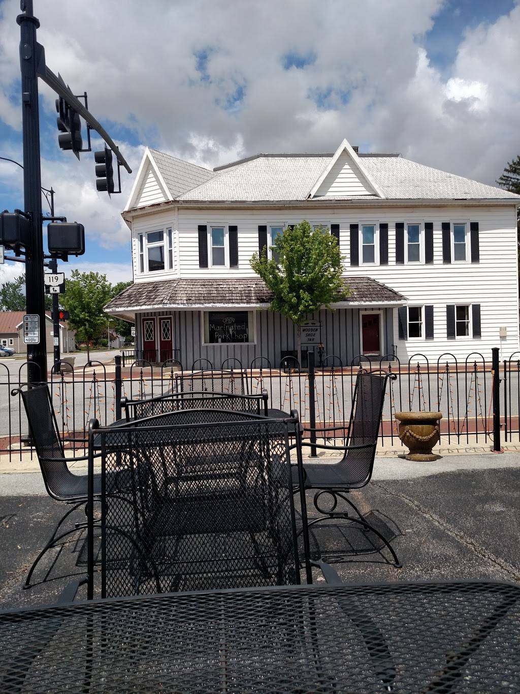 Wooden Shoe Inn | restaurant | 6 N Main St, Minster, OH 45865, USA | 4196282349 OR +1 419-628-2349