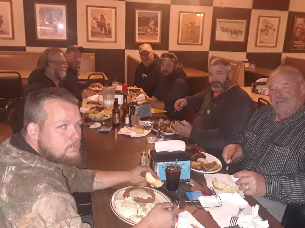 Big Eds | restaurant | 106 W Bressler, Bird City, KS 67731, USA | 7857342475 OR +1 785-734-2475