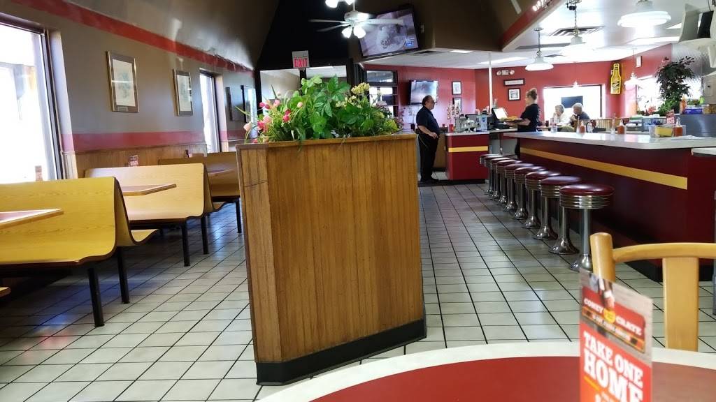 Gold Star Chili | restaurant | 8253 Colerain Ave, Cincinnati, OH 45239, USA | 5133857132 OR +1 513-385-7132