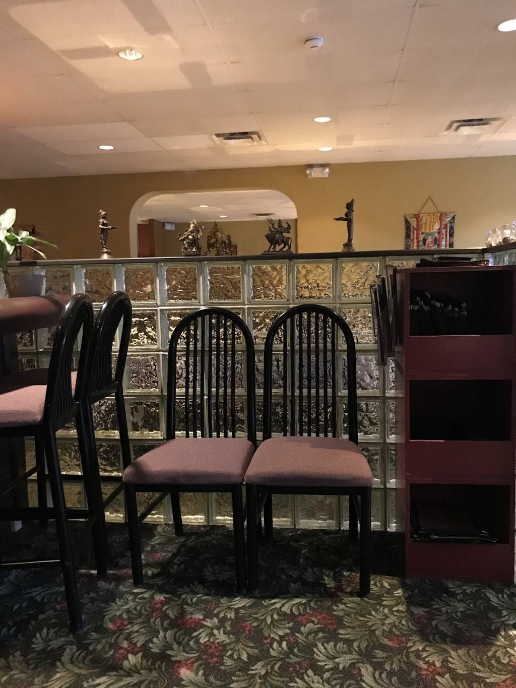 Cafe Tandoor | restaurant | 2096 S Taylor Rd, Cleveland, OH 44118, USA | 2163718500 OR +1 216-371-8500