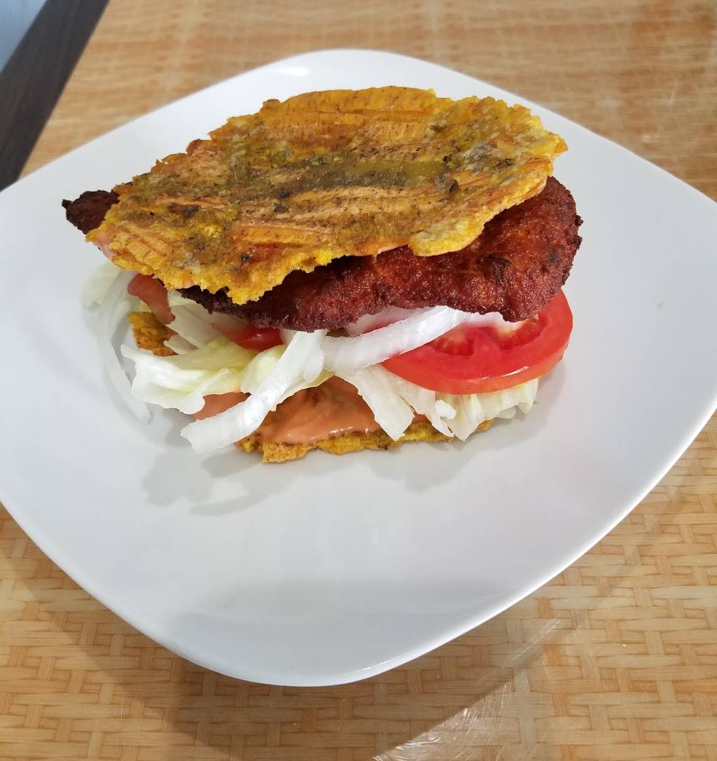 En La Familia | restaurant | 2321 S Delsea Dr, Vineland, NJ 08360, USA | 8564575044 OR +1 856-457-5044