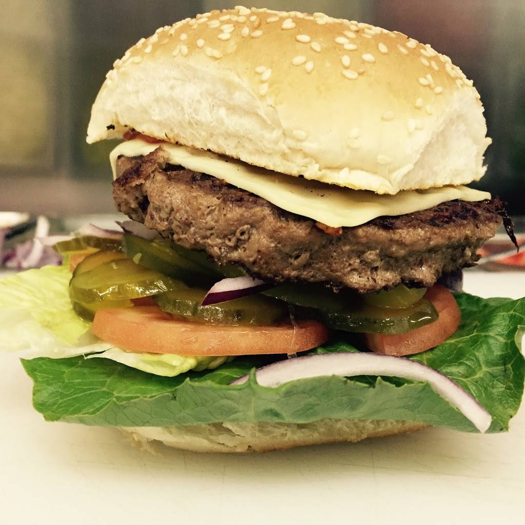 Home Town Pizza Saugus | meal delivery | 23 Essex St, Saugus, MA 01906, USA | 7812334600 OR +1 781-233-4600