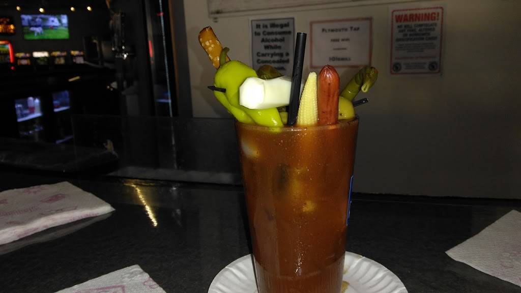 Plymouth Tap | restaurant | 101 E Mill St, Plymouth, WI 53073, USA | 9204495416 OR +1 920-449-5416