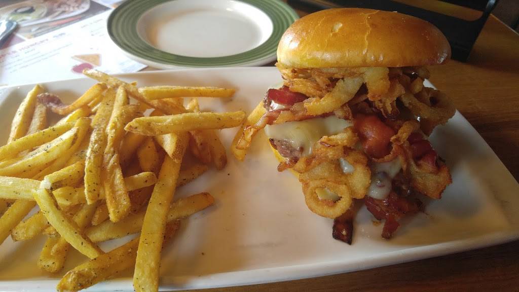 Applebees Grill + Bar | restaurant | 441 E Main St, Westfield, MA 01085, USA | 4135640343 OR +1 413-564-0343