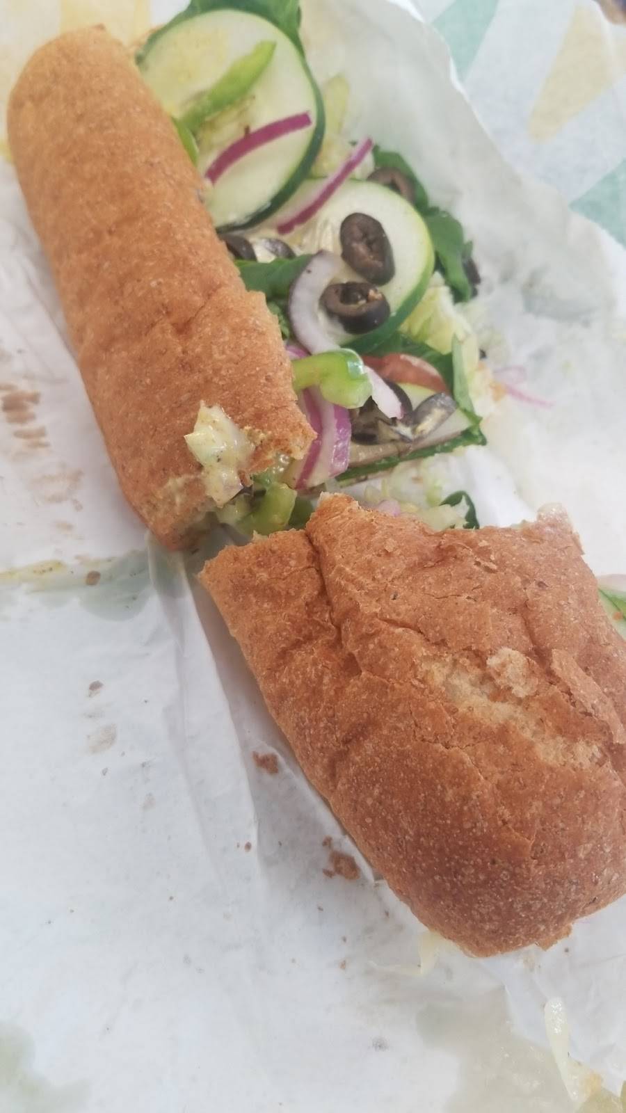 Subway | meal takeaway | 1110 View Ave, Centralia, WA 98531, USA | 3607361883 OR +1 360-736-1883