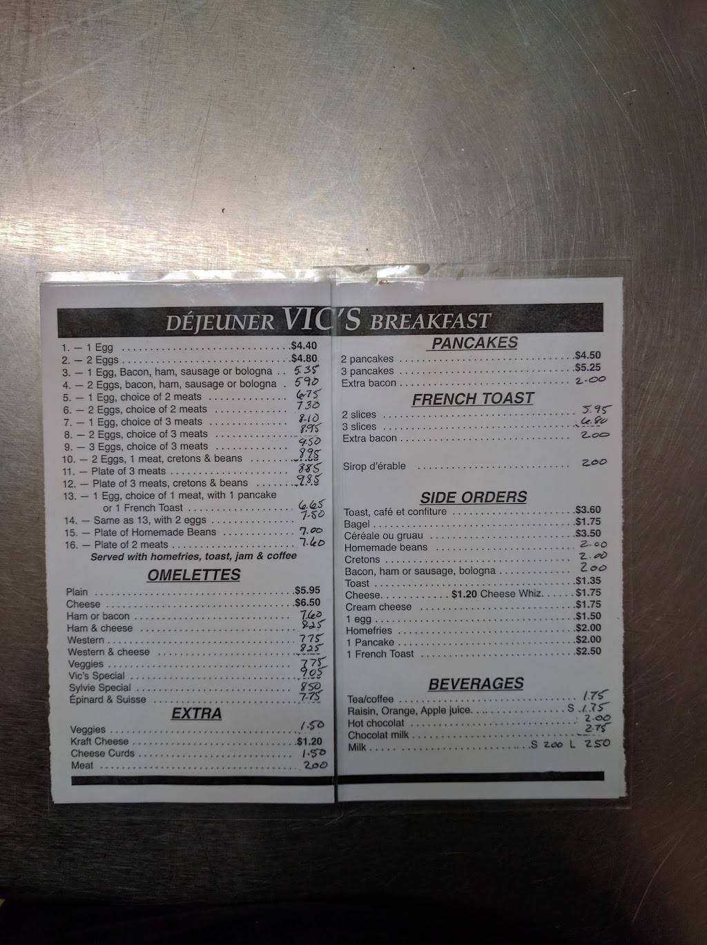 Restaurant Vics | restaurant | 373 Bertha St, Hawkesbury, ON K6A 2A7, Canada | 6136323206 OR +1 613-632-3206