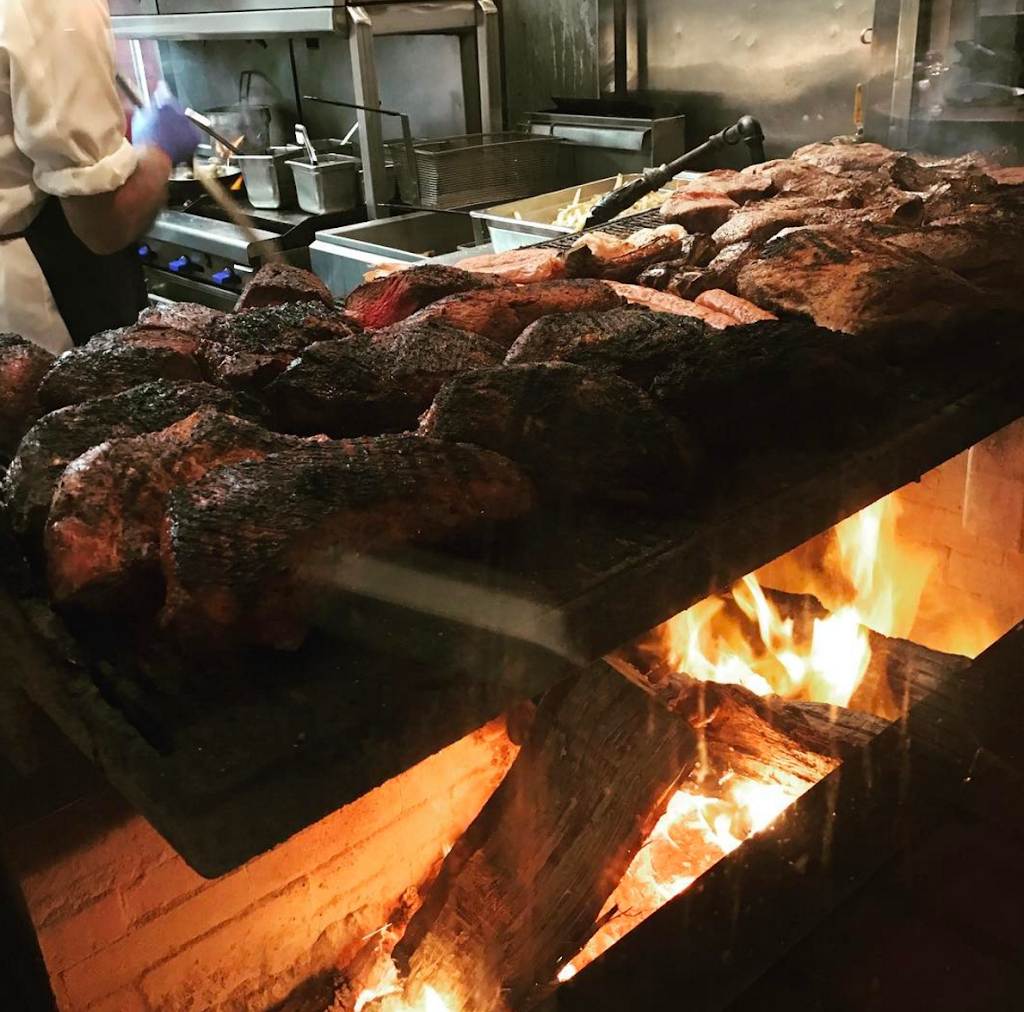 Shaws Steakhouse | restaurant | 714 S Broadway, Santa Maria, CA 93454, USA | 8059255862 OR +1 805-925-5862