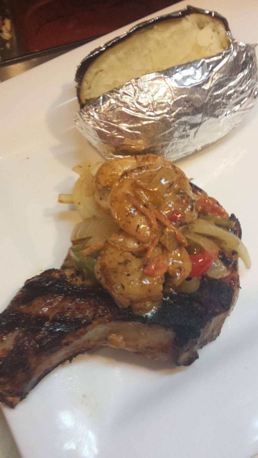 Hawks Nest Restaurant | restaurant | AR-69 Spur, Melbourne, AR 72556, USA | 8703684366 OR +1 870-368-4366