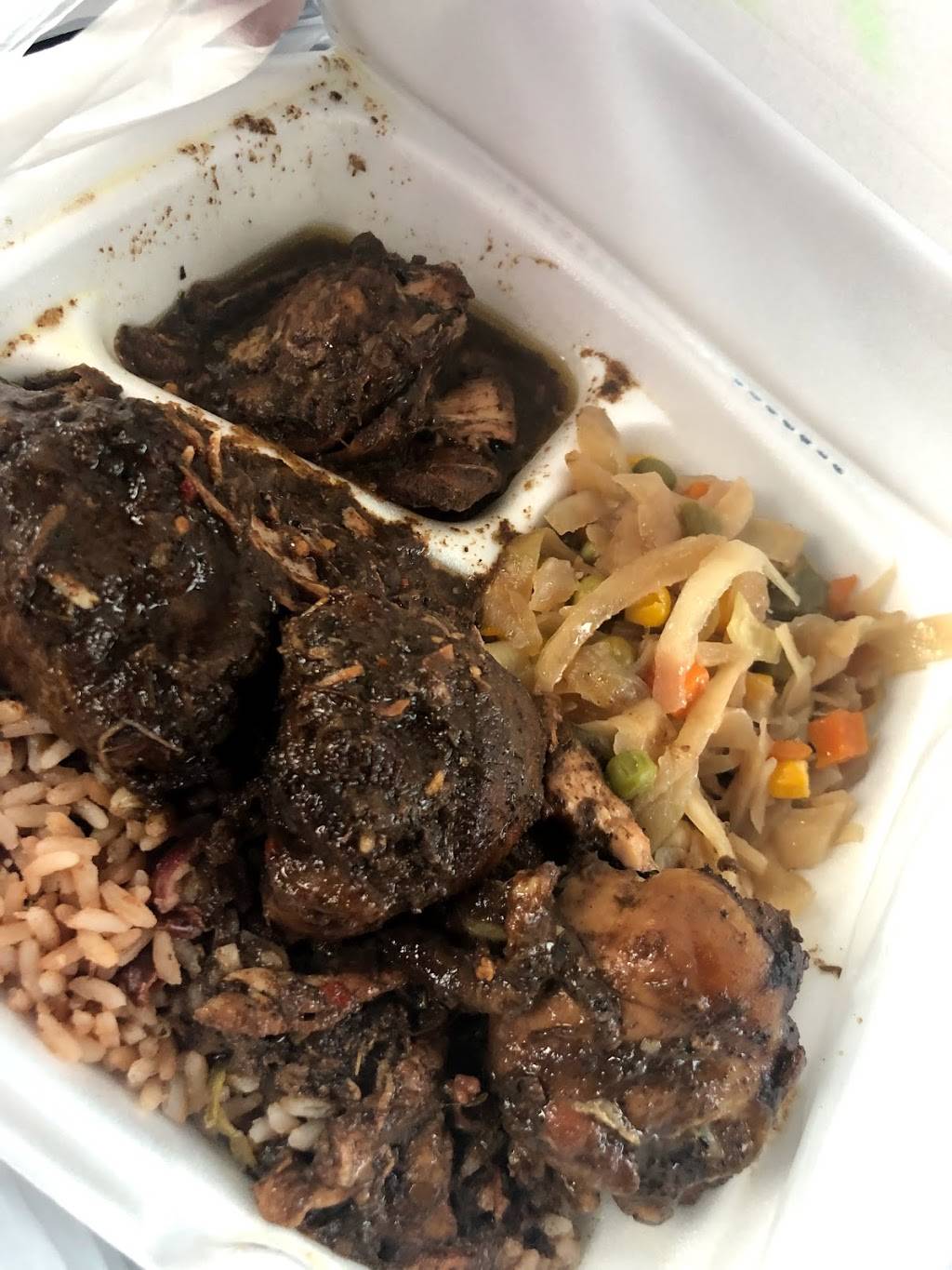 Jamaican Empire | restaurant | 663 N Clinton Ave, Trenton, NJ 08638, USA | 6093377951 OR +1 609-337-7951