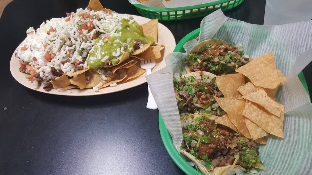 Taqueria El Tapatio Mexican Grill | restaurant | 2501 W Victory Blvd, Burbank, CA 91505, USA | 8188455561 OR +1 818-845-5561