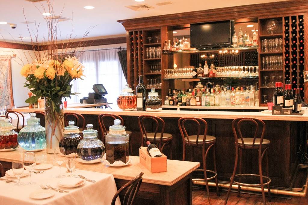 Il Mulino New York - Long Island | restaurant | 1042 Northern Blvd, Roslyn, NY 11576, USA | 5166211870 OR +1 516-621-1870