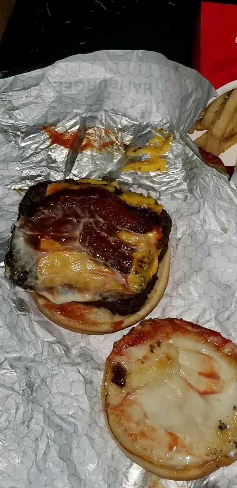 Wendys | restaurant | 32601 Vine St, Willowick, OH 44095, USA | 4405854300 OR +1 440-585-4300